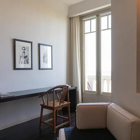 Carducci 76 Otel Cattolica