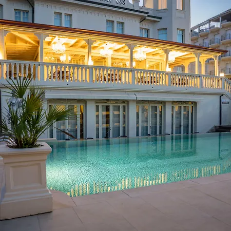 Carducci 76 Otel 4*