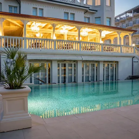 Otel Carducci 76 Cattolica