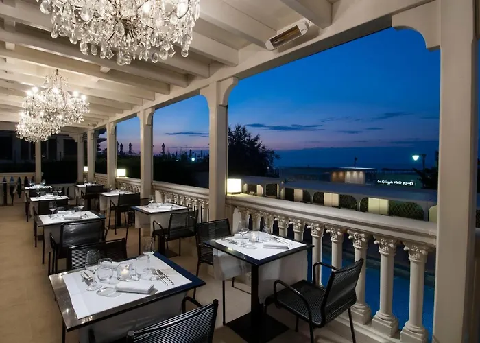 Carducci 76 Hotel Cattolica