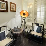 Hotel Carducci 76