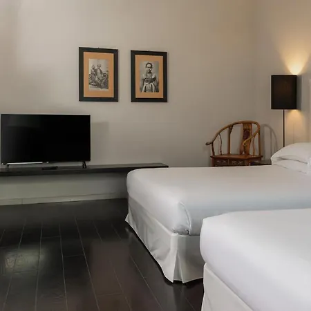 Carducci 76 فندق 4*