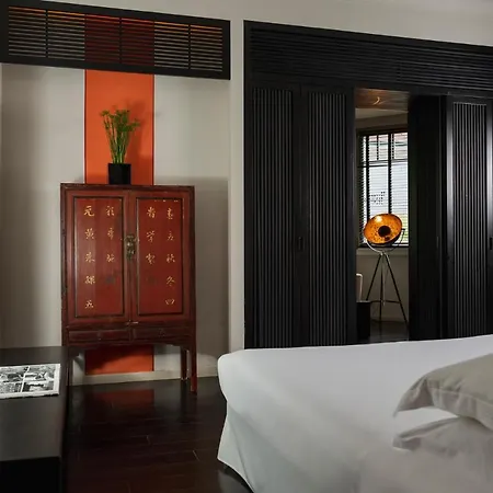 Carducci 76 فندق كاتوليكا