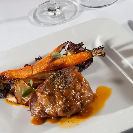 Carducci 76 4* Cattolica