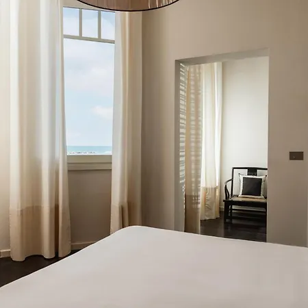 Carducci 76 Hotel 4*