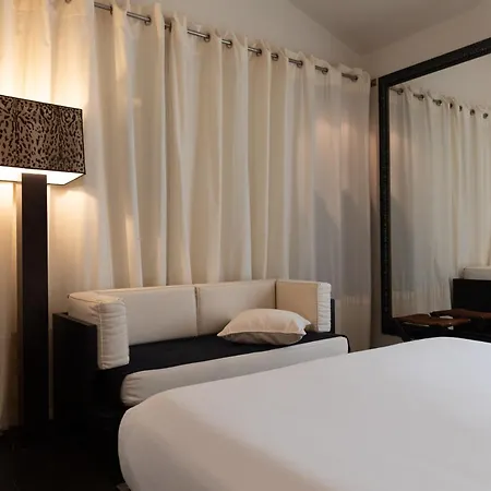 Carducci 76 מלון