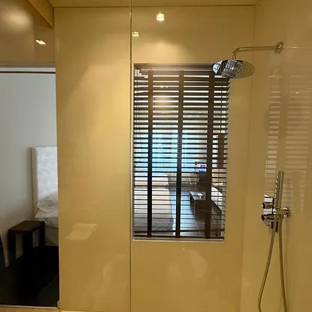 Carducci 76 فندق 4*