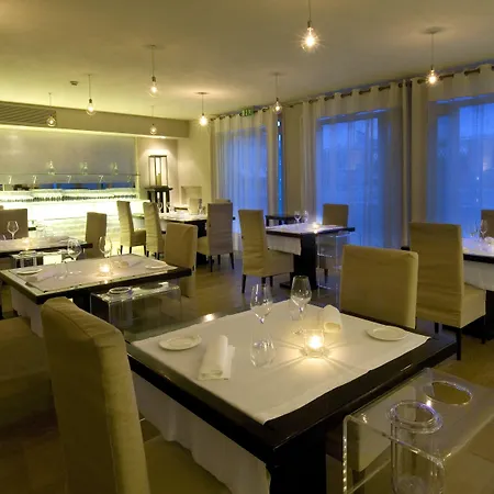 Carducci 76 فندق