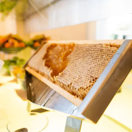 Carducci 76 فندق