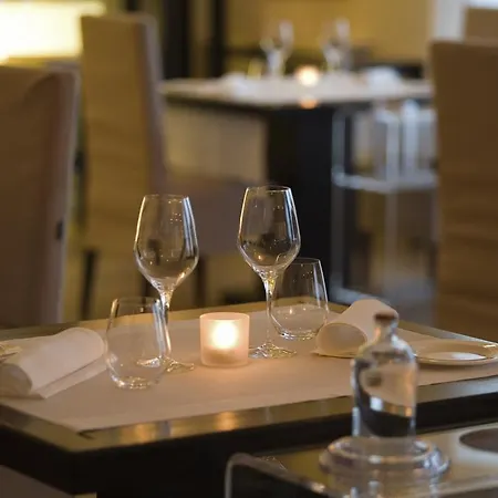 فندق Carducci 76 4*