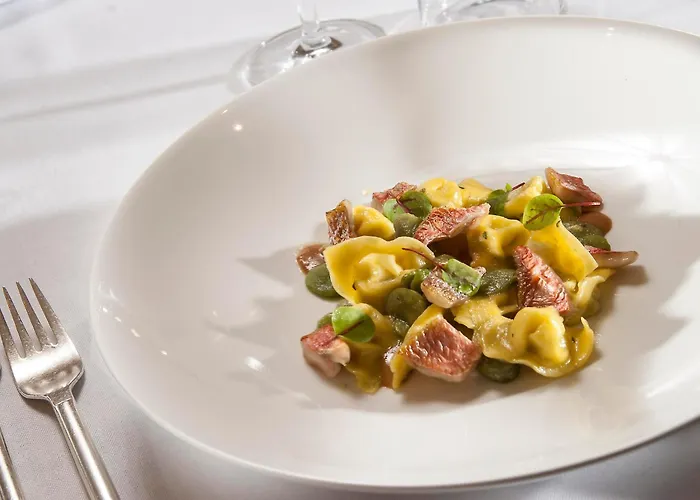 Carducci 76 Отель Каттолика