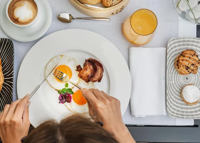 Carducci 76 4* Каттолика