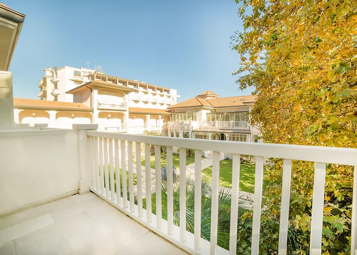 Otel Carducci 76 Cattolica